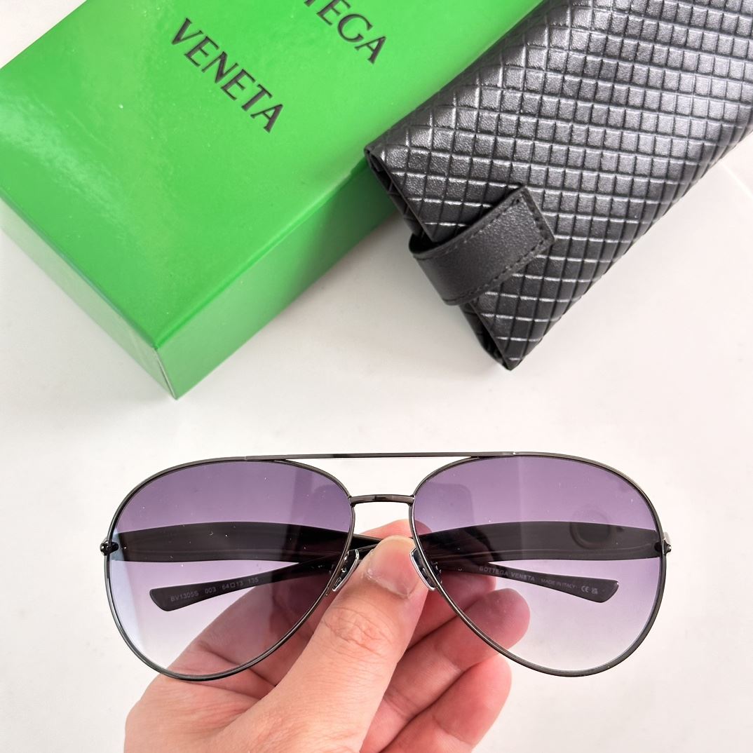 Bottega Veneta Sunglasses